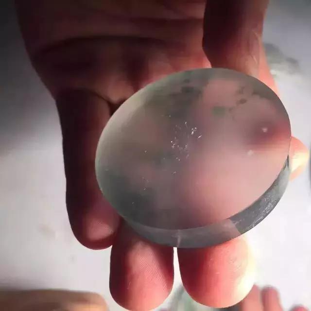 翡翠戴久了变化过程图翡翠手镯几天可以盘出来-第6张图片-翡翠网 翡翠戴久了变化过程图翡翠手镯几天可以盘出来-第6张图片-翡翠网