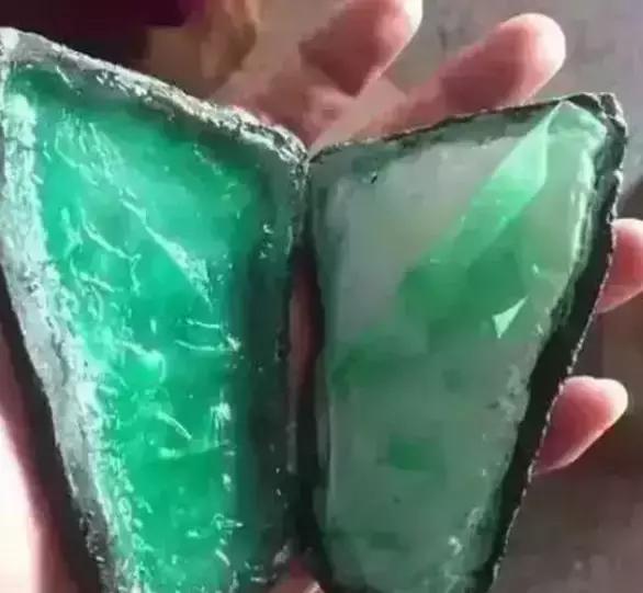 翡翠原石假皮怎么做的翡翠原石做假-第5张图片-翡翠网 翡翠原石假皮怎么做的翡翠原石做假-第5张图片-翡翠网