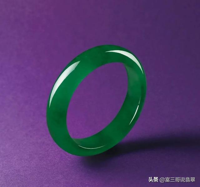 冰种翡翠玉珠价格批发翡翠珠子-第7张图片-翡翠网 冰种翡翠玉珠价格批发翡翠珠子-第7张图片-翡翠网