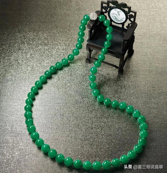 冰种翡翠玉珠价格批发翡翠珠子-第9张图片-翡翠网 冰种翡翠玉珠价格批发翡翠珠子-第9张图片-翡翠网