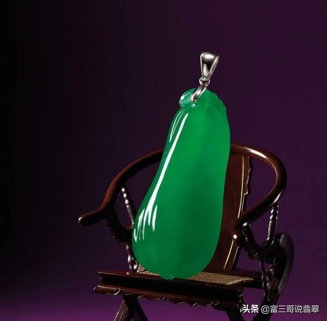 冰种翡翠玉珠价格批发翡翠珠子-第10张图片-翡翠网 冰种翡翠玉珠价格批发翡翠珠子-第10张图片-翡翠网