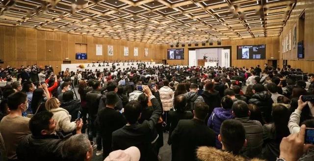 翠丝翡翠手镯价格2万的翡翠手镯-第1张图片-翡翠网 翠丝翡翠手镯价格2万的翡翠手镯-第1张图片-翡翠网