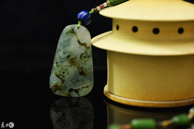 翡翠吊坠图片镶嵌,吊坠项链翡翠原石-第3张图片-翡翠网 翡翠吊坠图片镶嵌,吊坠项链翡翠原石-第3张图片-翡翠网