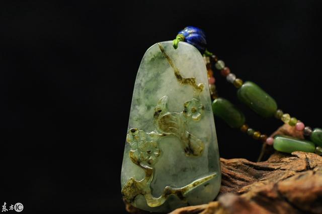 翡翠吊坠图片镶嵌,吊坠项链翡翠原石-第4张图片-翡翠网 翡翠吊坠图片镶嵌,吊坠项链翡翠原石-第4张图片-翡翠网