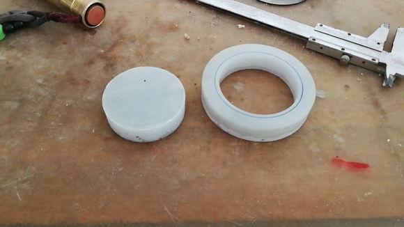 翡翠毛料原石翡翠原石打蜡-第3张图片-翡翠网 翡翠毛料原石翡翠原石打蜡-第3张图片-翡翠网