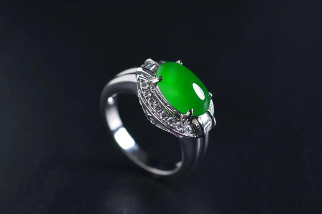 假冰种翡翠图片,2021年缅甸政变翡翠暴涨-第4张图片-翡翠网 假冰种翡翠图片,2021年缅甸政变翡翠暴涨-第4张图片-翡翠网