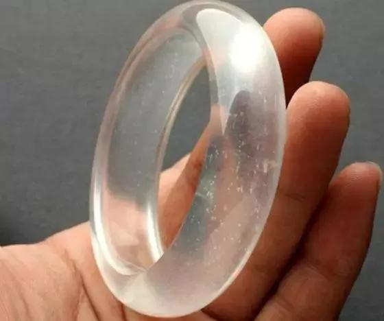 假冰种翡翠图片,2021年缅甸政变翡翠暴涨-第13张图片-翡翠网 假冰种翡翠图片,2021年缅甸政变翡翠暴涨-第13张图片-翡翠网