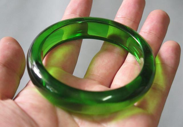 假冰种翡翠图片,2021年缅甸政变翡翠暴涨-第30张图片-翡翠网 假冰种翡翠图片,2021年缅甸政变翡翠暴涨-第30张图片-翡翠网