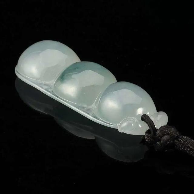 假冰种翡翠图片,2021年缅甸政变翡翠暴涨-第34张图片-翡翠网 假冰种翡翠图片,2021年缅甸政变翡翠暴涨-第34张图片-翡翠网