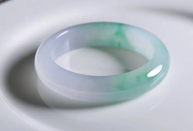 假冰种翡翠图片,2021年缅甸政变翡翠暴涨-第42张图片-翡翠网 假冰种翡翠图片,2021年缅甸政变翡翠暴涨-第42张图片-翡翠网