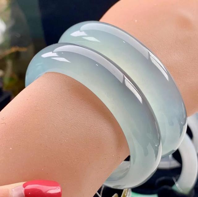 假冰种翡翠图片,2021年缅甸政变翡翠暴涨-第45张图片-翡翠网 假冰种翡翠图片,2021年缅甸政变翡翠暴涨-第45张图片-翡翠网