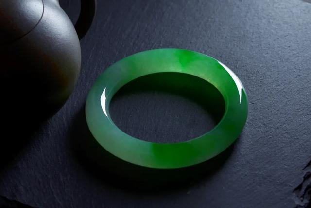 假冰种翡翠图片,2021年缅甸政变翡翠暴涨-第48张图片-翡翠网 假冰种翡翠图片,2021年缅甸政变翡翠暴涨-第48张图片-翡翠网