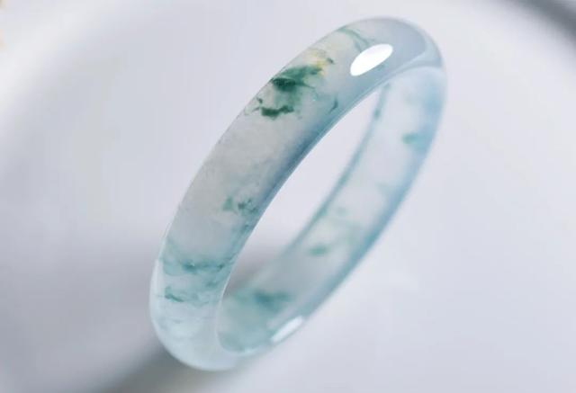 假冰种翡翠图片,2021年缅甸政变翡翠暴涨-第52张图片-翡翠网 假冰种翡翠图片,2021年缅甸政变翡翠暴涨-第52张图片-翡翠网