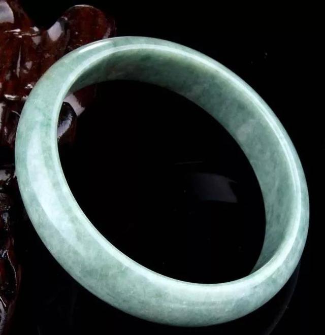 翡翠相关知识爱翡翠知识科普-第16张图片-翡翠网 翡翠相关知识爱翡翠知识科普-第16张图片-翡翠网