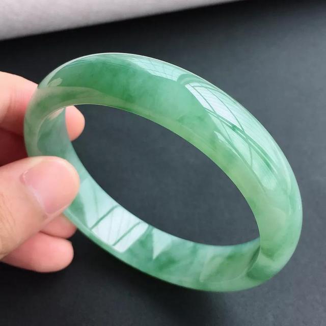 翡翠相关知识爱翡翠知识科普-第22张图片-翡翠网 翡翠相关知识爱翡翠知识科普-第22张图片-翡翠网