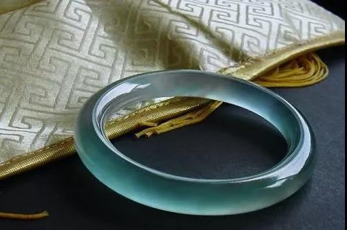 翡翠相关知识爱翡翠知识科普-第23张图片-翡翠网 翡翠相关知识爱翡翠知识科普-第23张图片-翡翠网