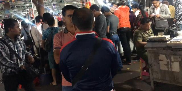 冰种翡翠分哪几种翡翠得专业知识-第3张图片-翡翠网 冰种翡翠分哪几种翡翠得专业知识-第3张图片-翡翠网