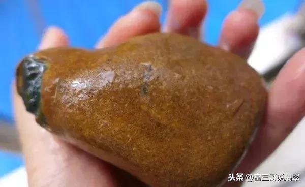 翡翠原石作假图解翡翠原石手法大全-第17张图片-翡翠网 翡翠原石作假图解翡翠原石手法大全-第17张图片-翡翠网