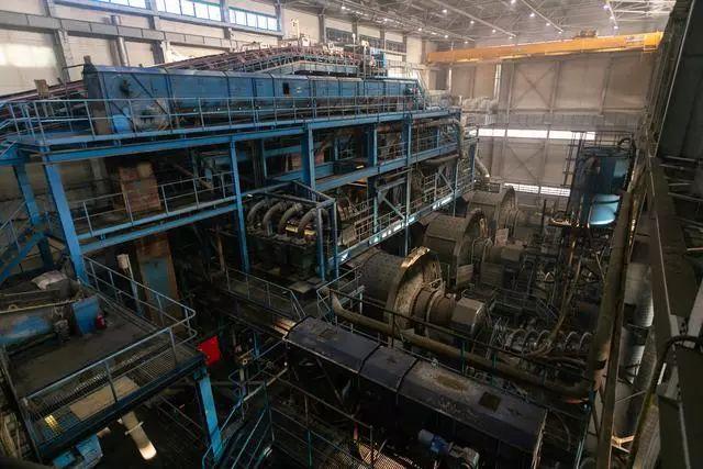 聊城翡翠原石怎么辨别,如何挑选翡翠原石-第9张图片-翡翠网 聊城翡翠原石怎么辨别,如何挑选翡翠原石-第9张图片-翡翠网