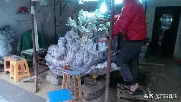 翡翠白菜饺子的做法,翡翠白菜原石-第9张图片-翡翠网 翡翠白菜饺子的做法,翡翠白菜原石-第9张图片-翡翠网