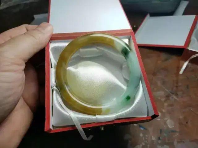 莫西沙红翡翠原石莫西沙黄翡翠原石图片-第6张图片-翡翠网 莫西沙红翡翠原石莫西沙黄翡翠原石图片-第6张图片-翡翠网