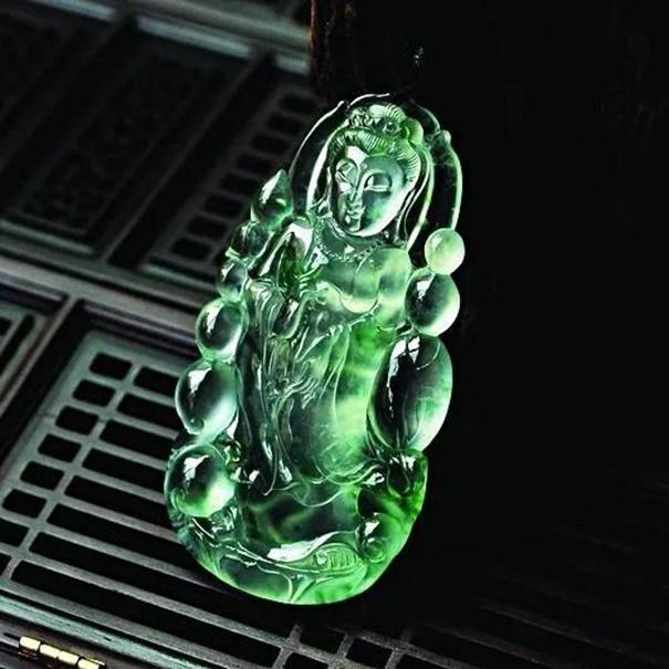 翡翠原石知识翡翠知识吧-第25张图片-翡翠网