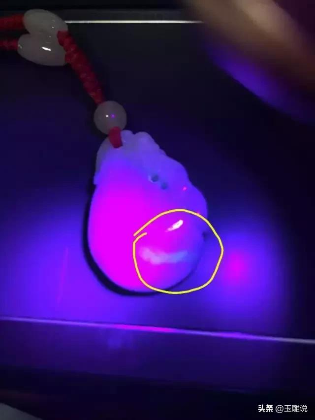 如何鉴定翡翠的真假,翡翠怎么鉴定真假视频-第4张图片-翡翠网 如何鉴定翡翠的真假,翡翠怎么鉴定真假视频-第4张图片-翡翠网