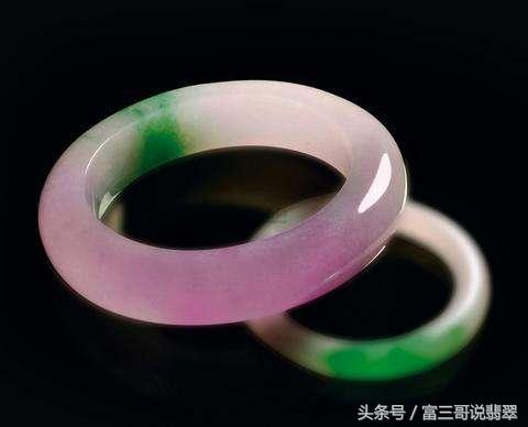 怎么看石纹和裂翡翠原石砍裂视频-第7张图片-翡翠网 怎么看石纹和裂翡翠原石砍裂视频-第7张图片-翡翠网