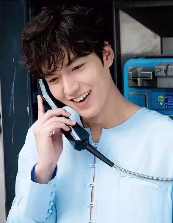 普通糯种翡翠手镯价格糯冰蓝色翡翠手镯-第24张图片-翡翠网 普通糯种翡翠手镯价格糯冰蓝色翡翠手镯-第24张图片-翡翠网