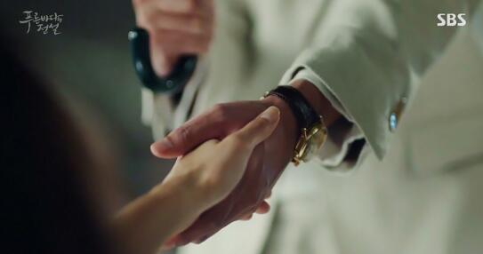 普通糯种翡翠手镯价格糯冰蓝色翡翠手镯-第65张图片-翡翠网 普通糯种翡翠手镯价格糯冰蓝色翡翠手镯-第65张图片-翡翠网