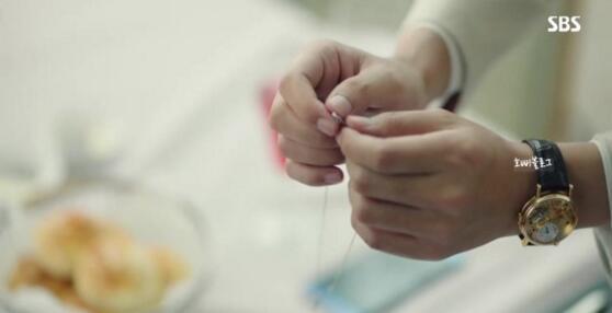 普通糯种翡翠手镯价格糯冰蓝色翡翠手镯-第66张图片-翡翠网 普通糯种翡翠手镯价格糯冰蓝色翡翠手镯-第66张图片-翡翠网