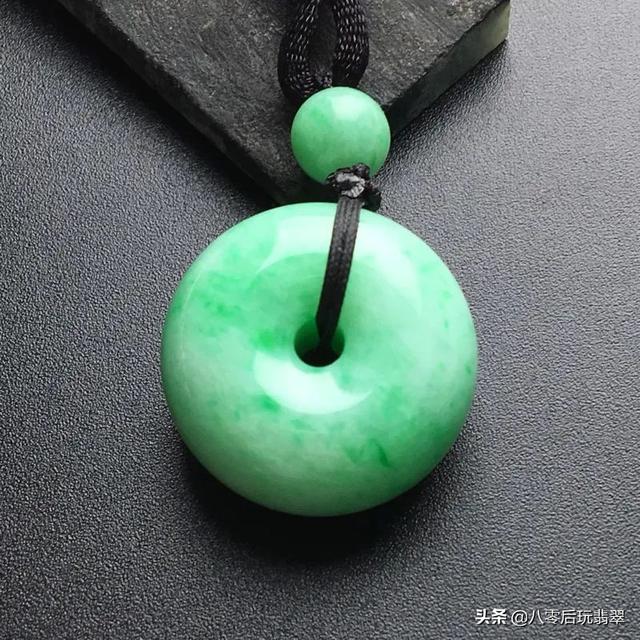 翡翠三个冷知识,一般人不知道的冷知识-第2张图片-翡翠网 翡翠三个冷知识,一般人不知道的冷知识-第2张图片-翡翠网