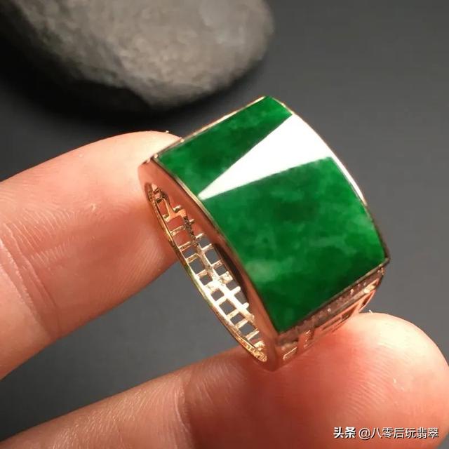 翡翠三个冷知识,一般人不知道的冷知识-第3张图片-翡翠网 翡翠三个冷知识,一般人不知道的冷知识-第3张图片-翡翠网