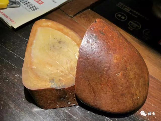 木那翡翠原石,红皮翡翠原石切开-第2张图片-翡翠网 木那翡翠原石,红皮翡翠原石切开-第2张图片-翡翠网