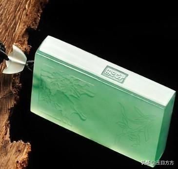 翡翠专业知识色水底工,玉的色水地工指哪些-第3张图片-翡翠网 翡翠专业知识色水底工,玉的色水地工指哪些-第3张图片-翡翠网