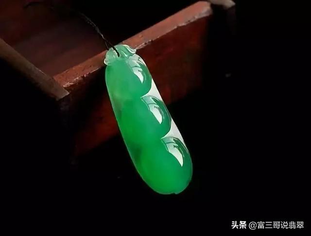 玉石豆子寓意捡豆子翡翠知识-第11张图片-翡翠网 玉石豆子寓意捡豆子翡翠知识-第11张图片-翡翠网