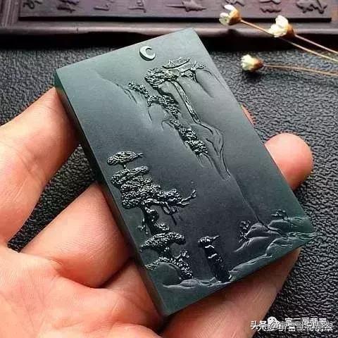 危地马拉翡翠手镯,危地马拉翡翠知识-第1张图片-翡翠网 危地马拉翡翠手镯,危地马拉翡翠知识-第1张图片-翡翠网