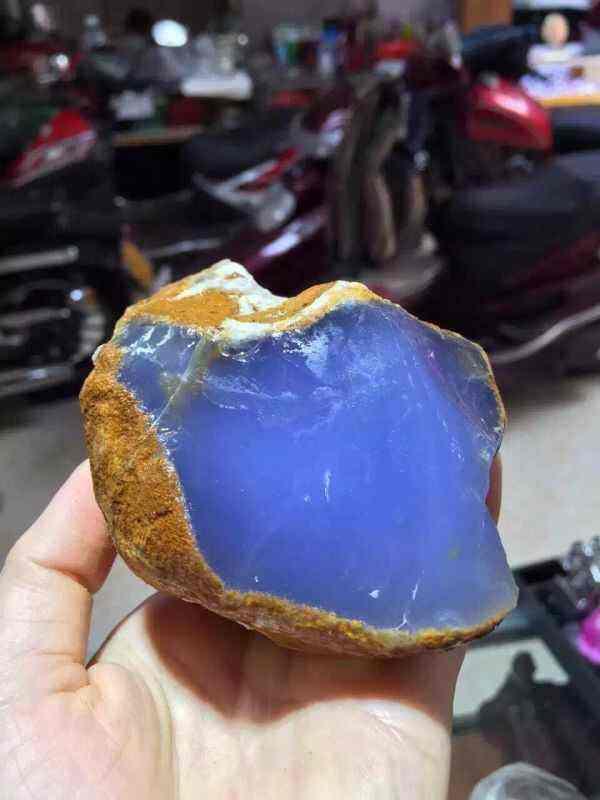 紫翡翠原石图片翡翠原石帝王紫-第4张图片-翡翠网 紫翡翠原石图片翡翠原石帝王紫-第4张图片-翡翠网