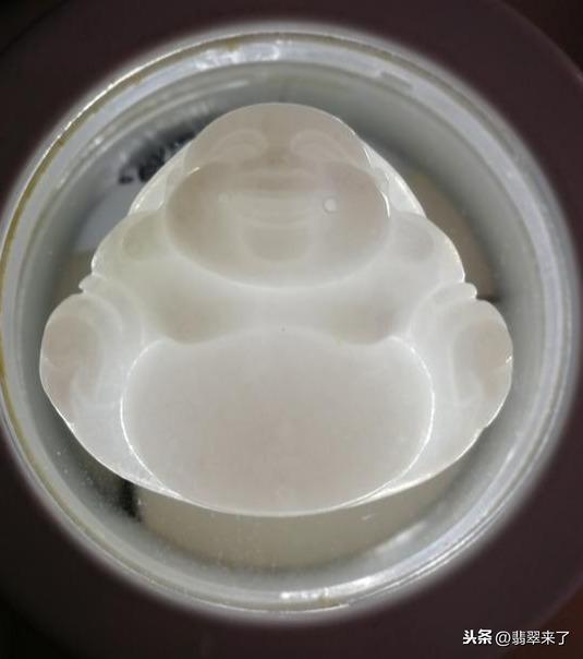 翡翠佛牌价格,翡翠佛牌开光-第3张图片-翡翠网 翡翠佛牌价格,翡翠佛牌开光-第3张图片-翡翠网