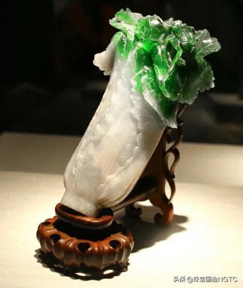 翡翠知识的培训资料,翡翠培训专业知识-第7张图片-翡翠网 翡翠知识的培训资料,翡翠培训专业知识-第7张图片-翡翠网