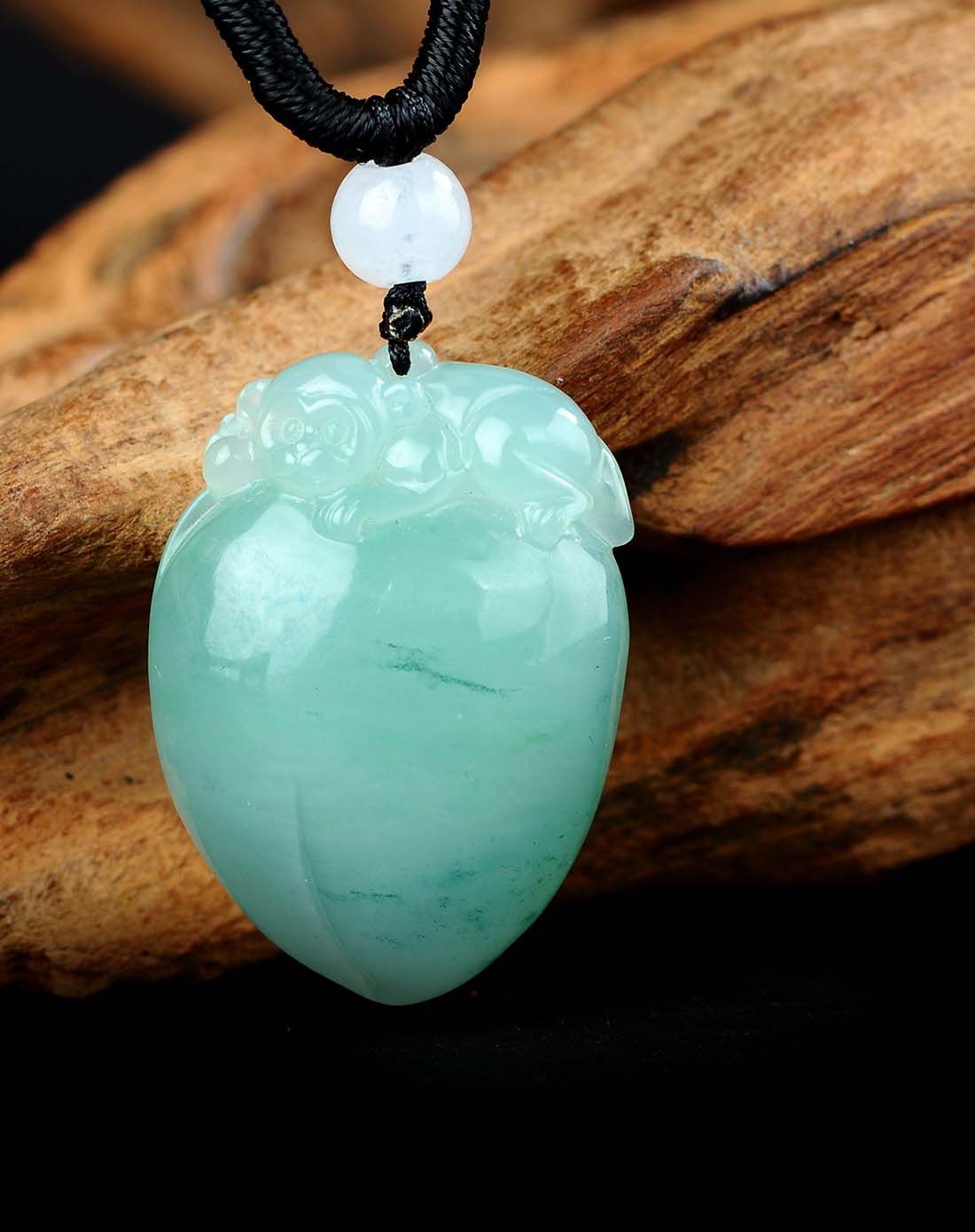 这个翡翠的价钱是多少40克翡翠吊坠价格-第2张图片-翡翠网 这个翡翠的价钱是多少40克翡翠吊坠价格-第2张图片-翡翠网