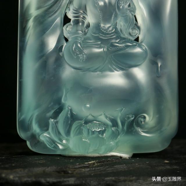 冰种翡翠现在什么价位十大顶级冰种翡翠-第6张图片-翡翠网 冰种翡翠现在什么价位十大顶级冰种翡翠-第6张图片-翡翠网
