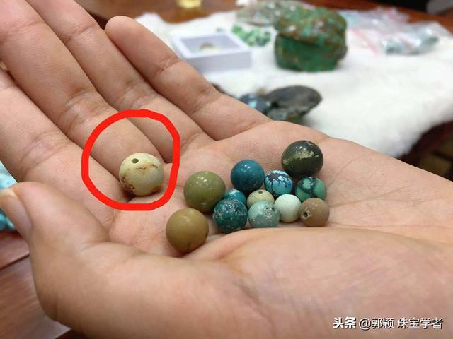 糯冰种翡翠什么档次,松原糯冰翡翠原石批发市场-第4张图片-翡翠网 糯冰种翡翠什么档次,松原糯冰翡翠原石批发市场-第4张图片-翡翠网