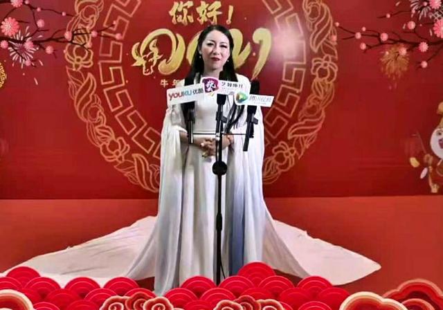 浙江春晚翡翠知识,2020湖南春晚-第4张图片-翡翠网 浙江春晚翡翠知识,2020湖南春晚-第4张图片-翡翠网