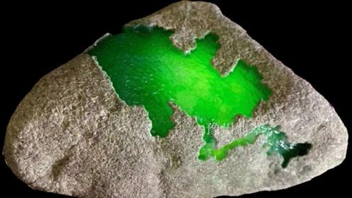 翡翠原石比成品贵,翡翠原石怎么看水位-第2张图片-翡翠网 翡翠原石比成品贵,翡翠原石怎么看水位-第2张图片-翡翠网