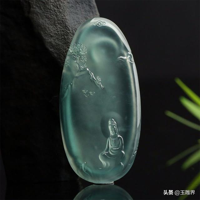 无色玻璃种翡翠价格暴跌冰玻种翡翠价格-第2张图片-翡翠网 无色玻璃种翡翠价格暴跌冰玻种翡翠价格-第2张图片-翡翠网