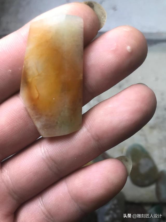 日丰翡翠价格,日丰绿色管怎么样-第1张图片-翡翠网 日丰翡翠价格,日丰绿色管怎么样-第1张图片-翡翠网