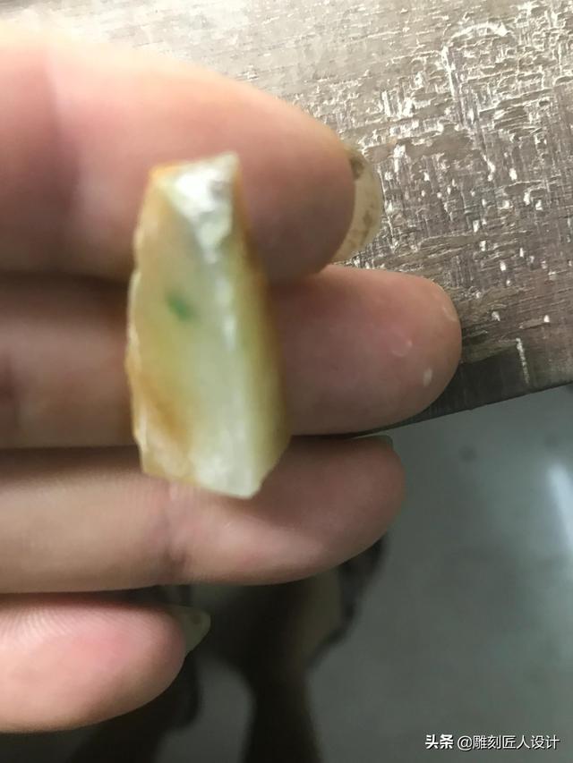 日丰翡翠价格,日丰绿色管怎么样-第6张图片-翡翠网 日丰翡翠价格,日丰绿色管怎么样-第6张图片-翡翠网