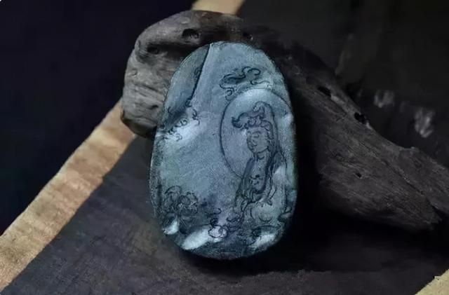 挖翡翠原石视频,澳门特别行政区挖翡翠原石-第6张图片-翡翠网 挖翡翠原石视频,澳门特别行政区挖翡翠原石-第6张图片-翡翠网