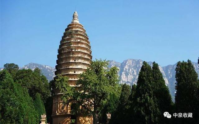 五岳名山翡翠原石,玻璃种帝王紫翡翠原石-第11张图片-翡翠网 五岳名山翡翠原石,玻璃种帝王紫翡翠原石-第11张图片-翡翠网